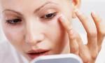 5 mẹo nhỏ giúp bạn tận dụng tối đa công dụng của kem dưỡng mắt